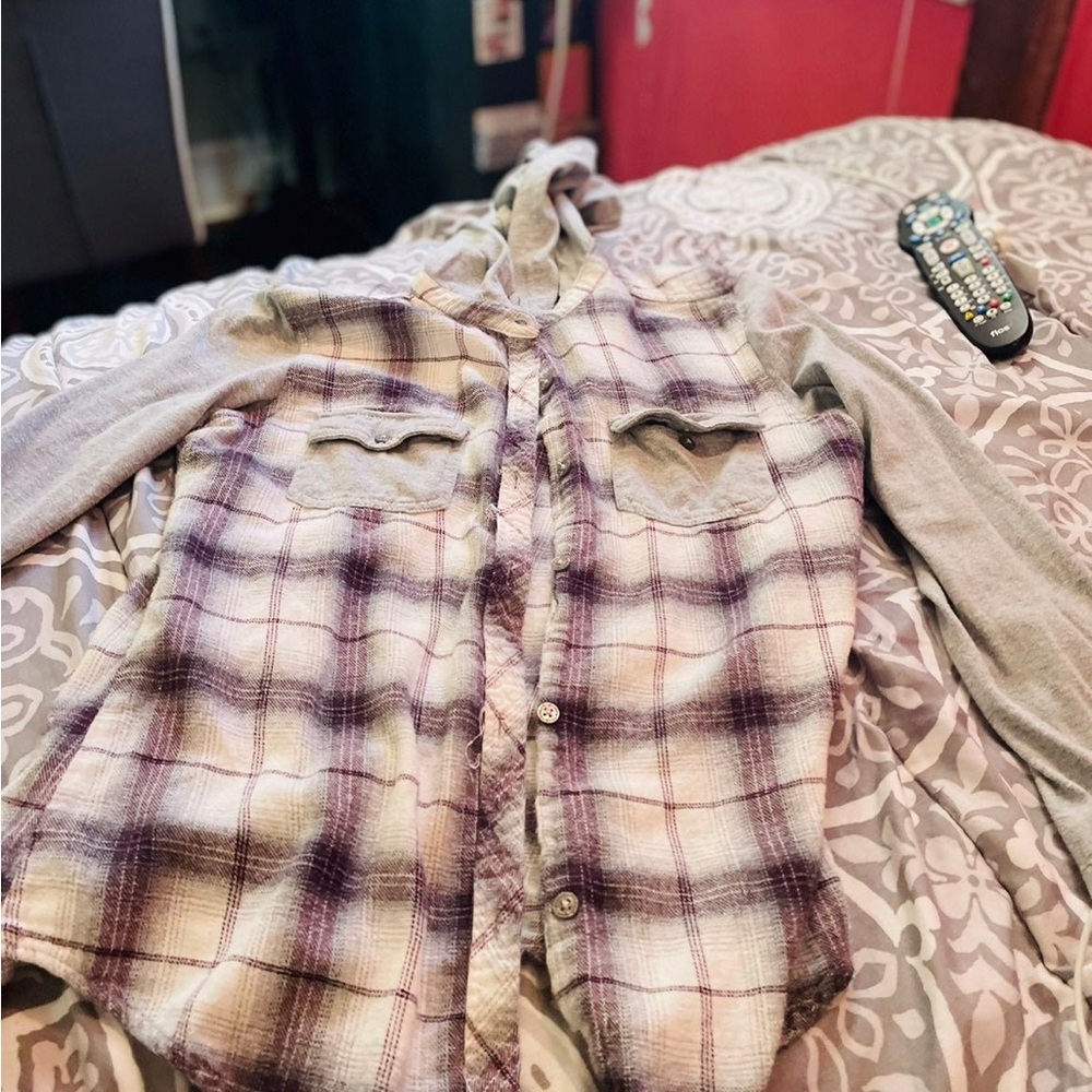 Flannel - Picture 8 of 9